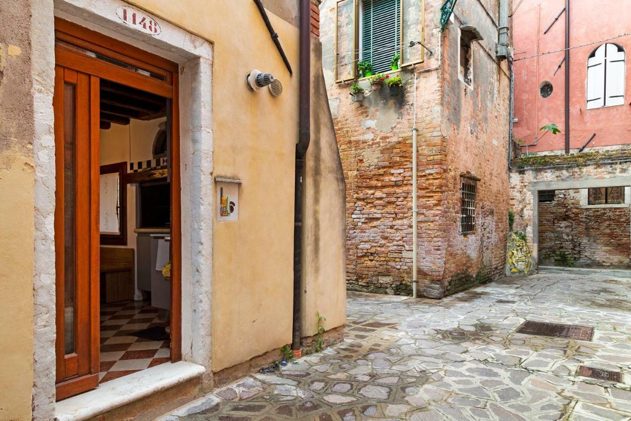 Antico Caminetto Alla Biennale Venedig Exterior foto